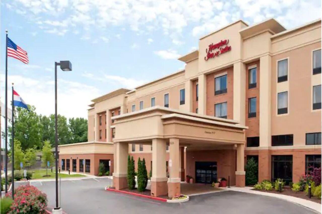 Hampton Inn & Suites Columbia At The University Of Missouri Экстерьер фото